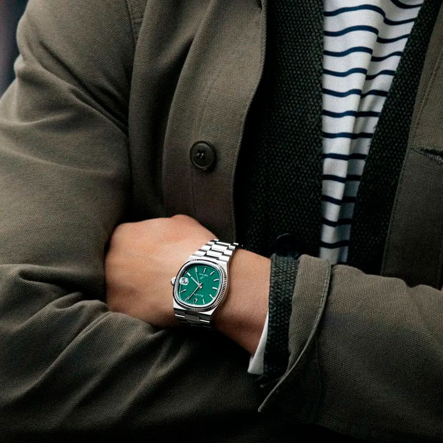 Bulova Bulova Super Seville 96B439 мужские часы зеленый циферблат на запястье