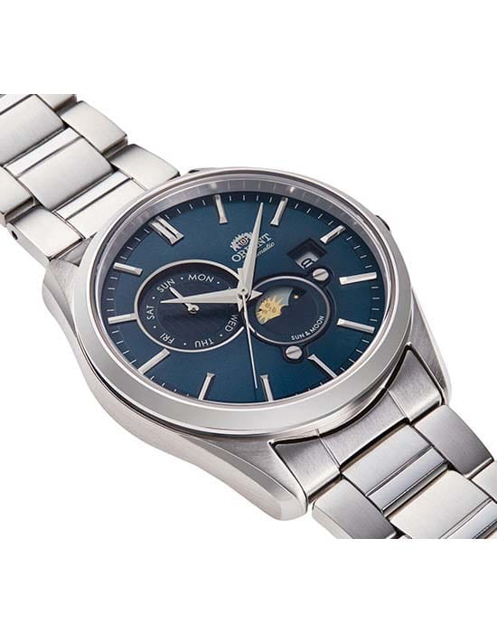 Orient RA-AK0303L мужские часы застежка крупным планом