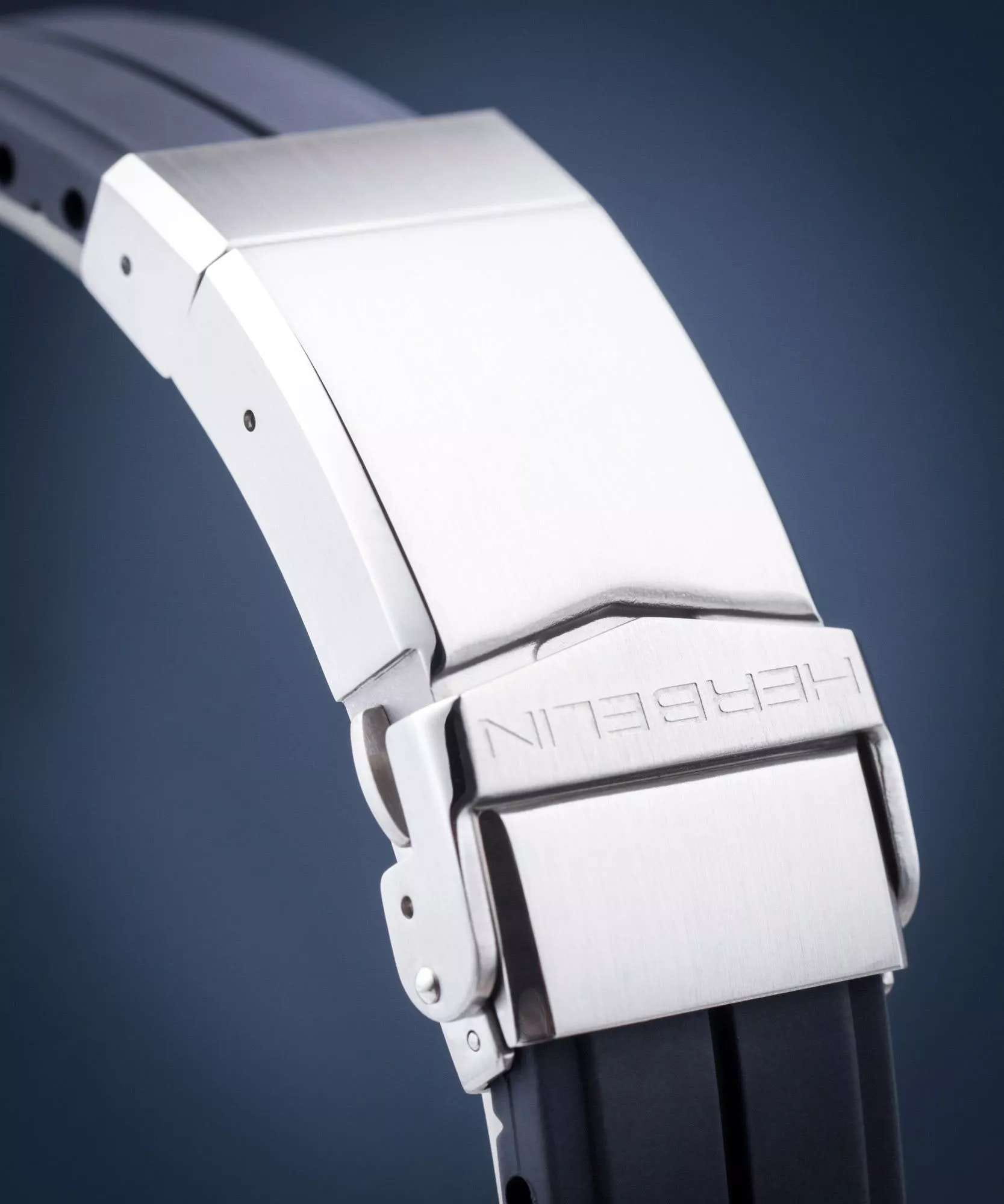 Herbelin Herbelin Newport 1774BL15CB механические мужские часы часы крупный план синий циферблата