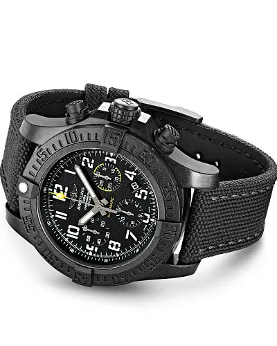 Breitling Avenger Hurricane 12H 45 XB0180E41B1W1