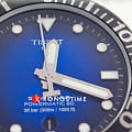 Tissot T1204071704100 наручные мужские часы застежка крупным планом